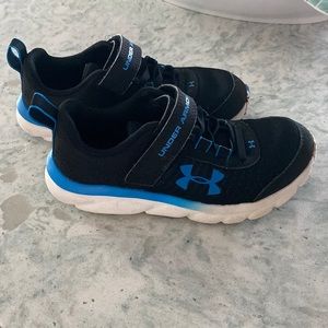 Boys under armour shoes